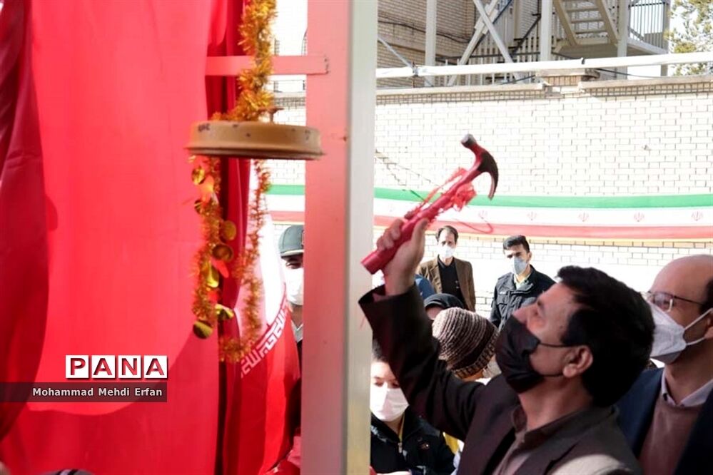زنگ انقلاب در مدارس آباده
