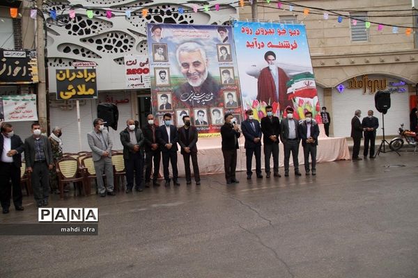 گلباران تمثال امام خمینی (ره) و شهدای انقلاب اسلامی شهرستان بهبهان