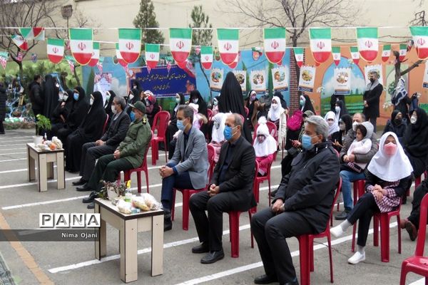 نواخته شدن زنگ انقلاب در منطقه 8