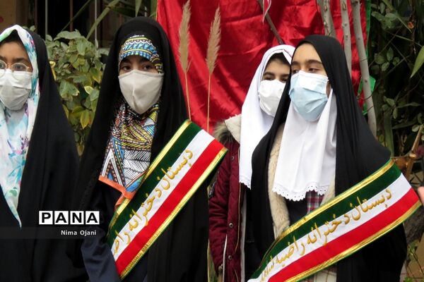 نواخته شدن زنگ انقلاب در منطقه 8