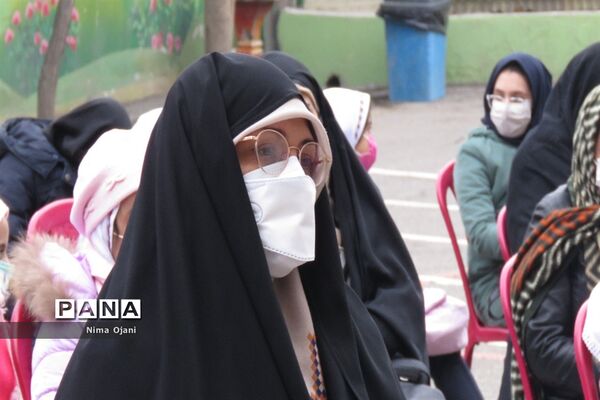 نواخته شدن زنگ انقلاب در منطقه 8