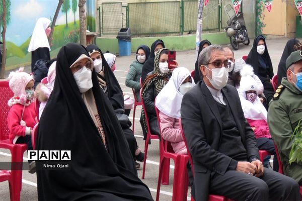 نواخته شدن زنگ انقلاب در منطقه 8