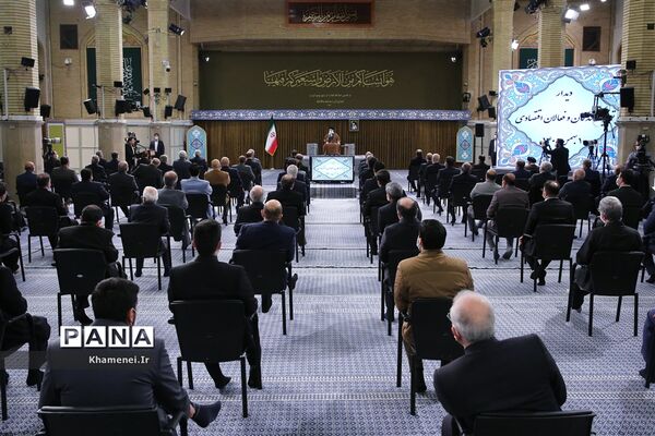 دیدار تولیدکنندگان با رهبر انقلاب