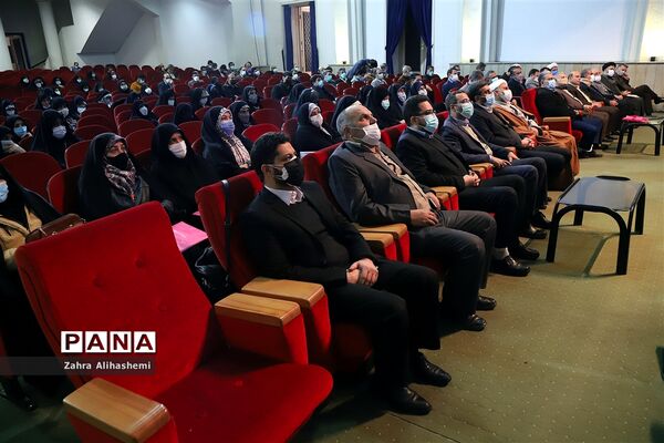 پیش اجلاس سراسری نماز دانش‌آموزی
