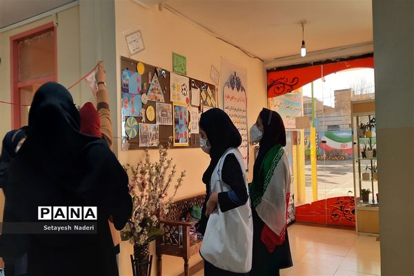 آماده‌سازی آموزشگاه شهید زهره‌وند به مناسبت ایام الله دهه فجر