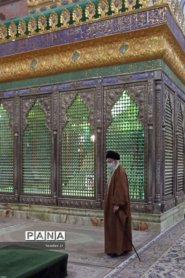 حضور در مرقد مطهر امام راحل و گلزار شهدای بهشت زهرا