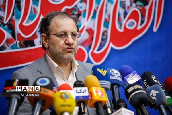 نشست خبری برنامه‌های دهه فجر