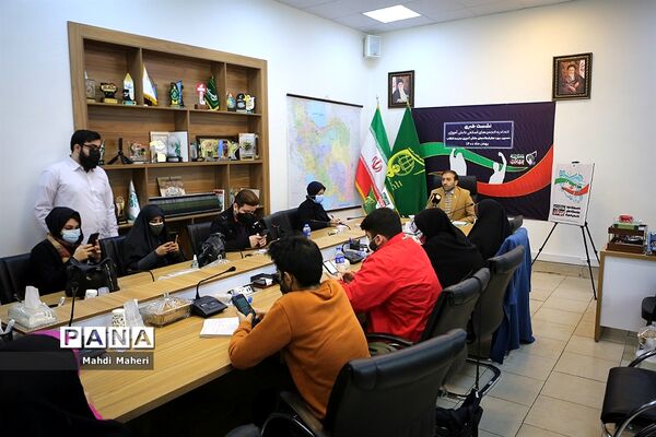 نشست خبری دهمین دوره نمایشگاه‌های دانش آموزی مدرسه انقلاب
