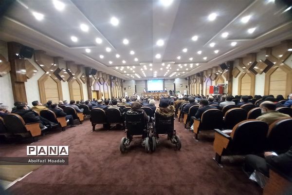 برگزاری شورای اداری و آیین تکریم و معارفه فرماندار کاشمر