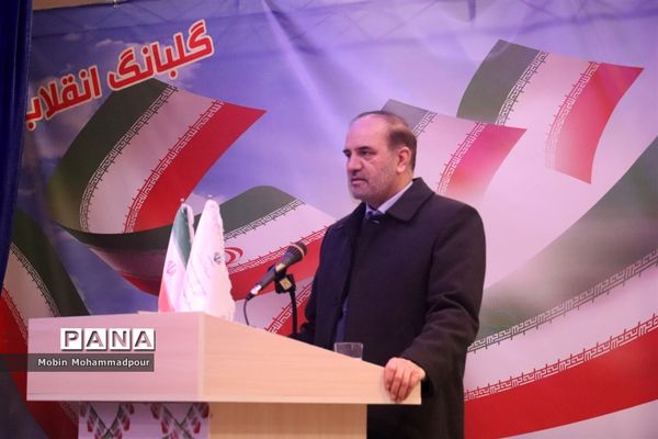 آغاز جشن‌های پیروزی انقلاب با نواخته شدن زنگ انقلاب در آذربایجان شرقی