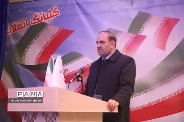 آغاز جشن‌های پیروزی انقلاب با نواخته شدن زنگ انقلاب در آذربایجان شرقی