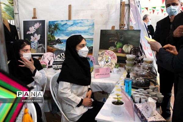 نمایشگاه‌های دستاوردهای انقلاب اسلامی در ساری