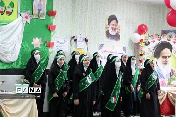 آیین نواختن زنگ انقلاب در بام و صفی آباد