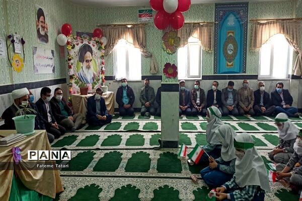 آیین نواختن زنگ انقلاب در بام و صفی آباد