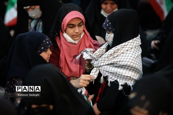 مراسم گرامیداشت ۱۲ بهمن در حرم امام خمینی (ره)