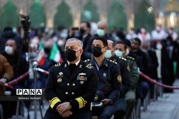مراسم گرامیداشت ۱۲ بهمن در حرم امام خمینی (ره)