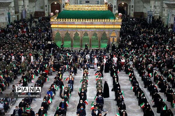 مراسم گرامیداشت ۱۲ بهمن در حرم امام خمینی (ره)