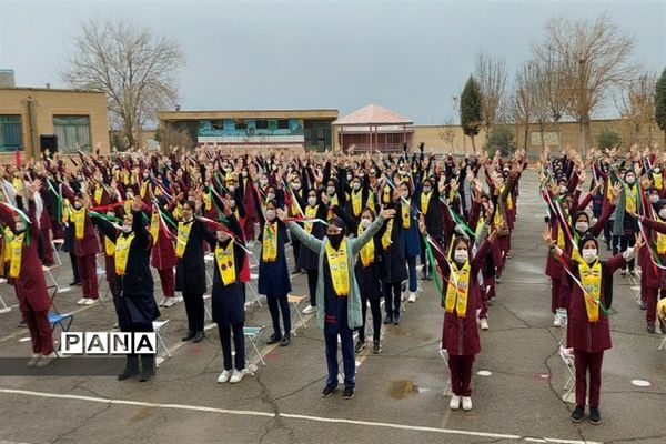 مانور تشکیلاتی یاوران انقلاب و نواختن زنگ انقلاب در جوادآباد