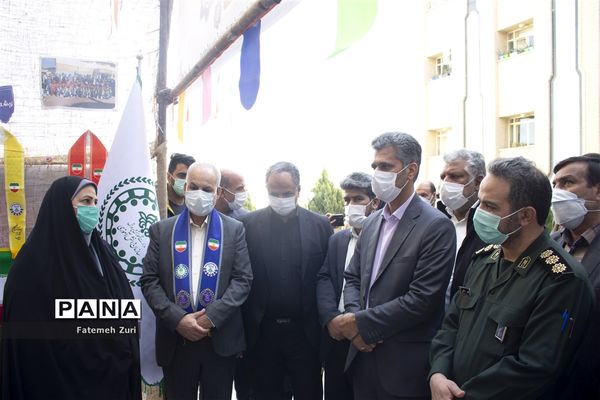 افتتاح نمایشگاه دستاوردهای علمی، فرهنگی و تربیتی دانش‌آموزان سیستان و بلوچستان