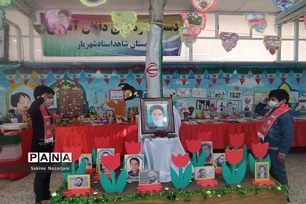 برگزاری همایش یاوران انقلاب در مدارس ناحیه۶ مشهد مقدس