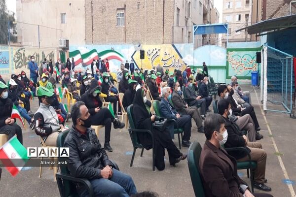 زنگ انقلاب در مدارس ورامین