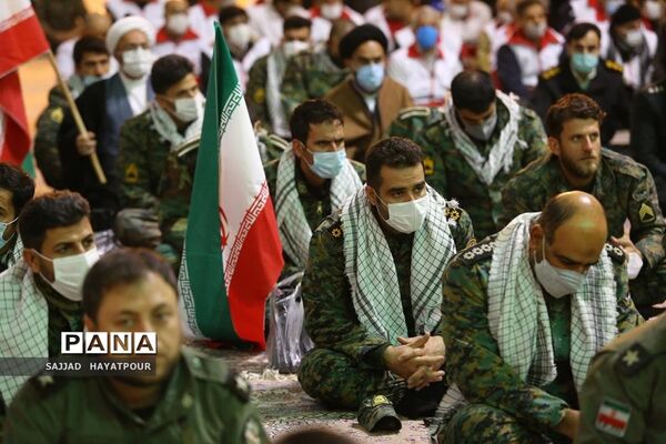 گرامیداشت ایام الله دهه فجر با حضور نیروهای مسلح در قم