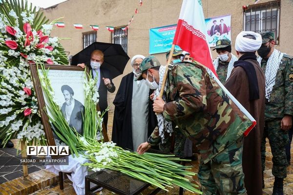 گرامیداشت ایام الله دهه فجر با حضور نیروهای مسلح در قم