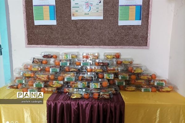 نواختن زنگ انقلاب در مدرسه مریم عذرا دماوند