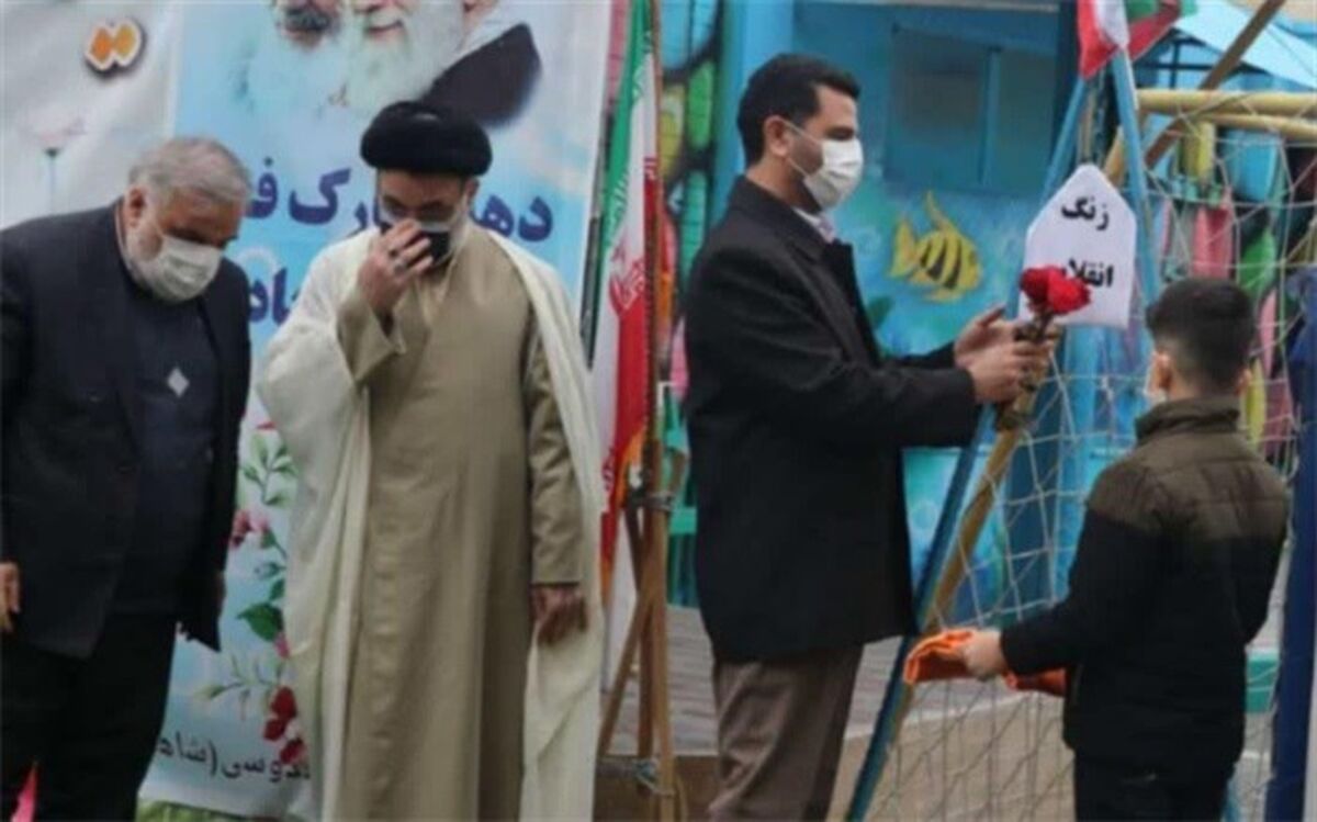 پیشرفت‌های کنونی حاصل برکت انقلاب اسلامی است