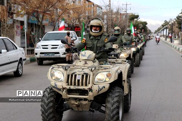 گرامیداشت 12 بهمن و مراسم گلبانگ انقلاب در میدان مرکزی تربت جام