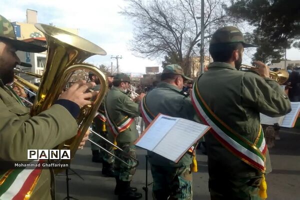 گرامیداشت 12 بهمن و مراسم گلبانگ انقلاب در میدان مرکزی تربت جام
