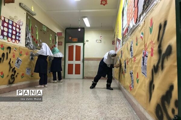 برگزاری  دهه فجر در مدرسه توفیق شهرستان رباط‌کریم