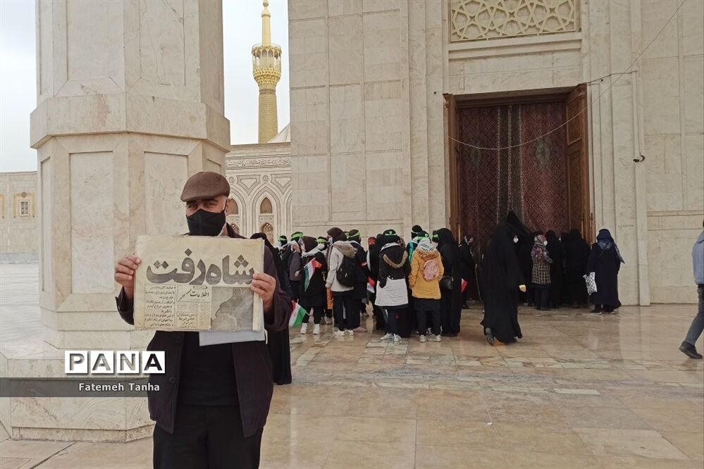 مراسم گرامیداشت ۱۲ بهمن در حرم امام خمینی (ره)