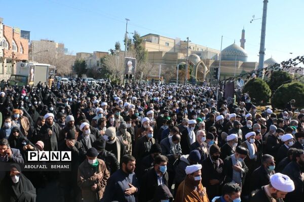 تشییع پیکر آیت الله صافی گلپایگانی در قم-1