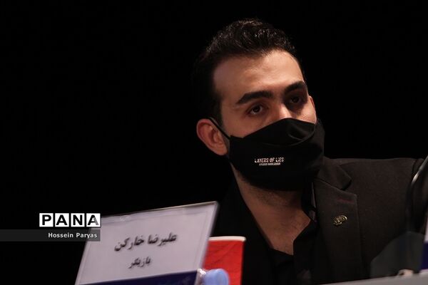 نشست خبری فیلم «لایه‌های دروغ» در چهلمین جشنواره فیلم فجر