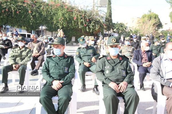 مراسم مهمانی لاله‌ها در گلزار شهدای بوشهر