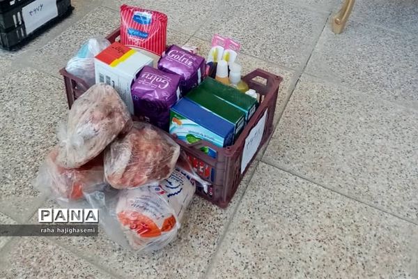 توزیع ارزاق توسط خیریه فاطمه‌زهرا دماوند