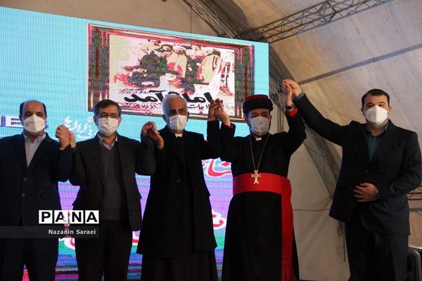 شانزدهمین آیین ملی عطرافشانی و گلباران مزارشهدای ادیان توحیدی در اسلامشهر