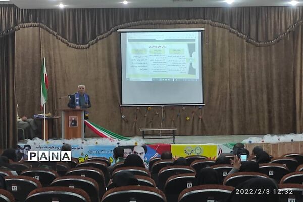 گردهمایی مربیان سازمان دانش‌آموزی شهرستان برخوار