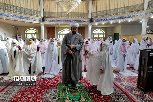 جشن تکلیف دختران مدرسه ابتدایی شهید سیفی شهرستان رباط کریم