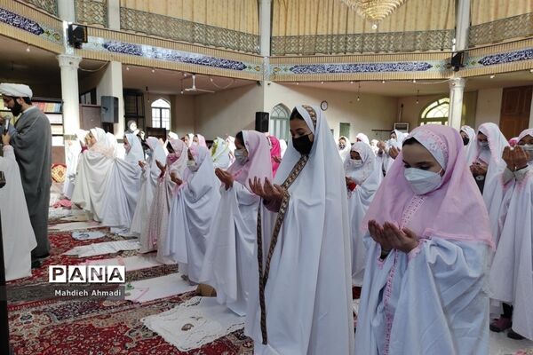 جشن تکلیف دختران مدرسه ابتدایی شهید سیفی شهرستان رباط کریم