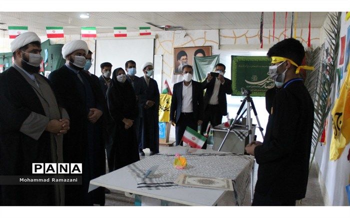 دهمین دوره نمایشگاه های دانش آموزی مدرسه انقلاب در هرمزگان افتتاح شد