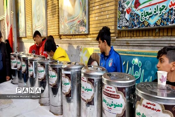 غبارروبی مزار شهدای قم به مناسبت دهه فجر-1