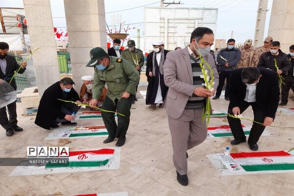 آیین مهمانی لاله ها در قم به مناسبت دهه فجر-2