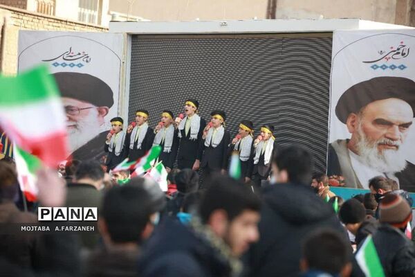 همایش دوچرخه‌سواری نوجوانان گرامیداشت دهه فجر در قم