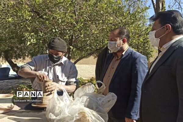 برگزاری نمایشگاه کارآفرینان و مشاغل خانگی در نی ریز