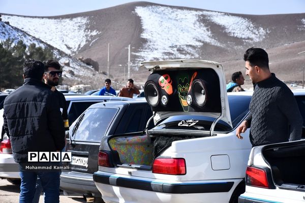 همایش اتومبیل‌سواری و موتورسواری به میزبانی شهر محلات