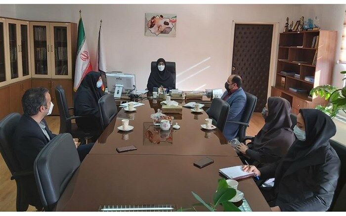 یادگیری موثر تحت تاثیر عوامل متعددی است که مدرسه سازی تنها یکی از آن‌هاست