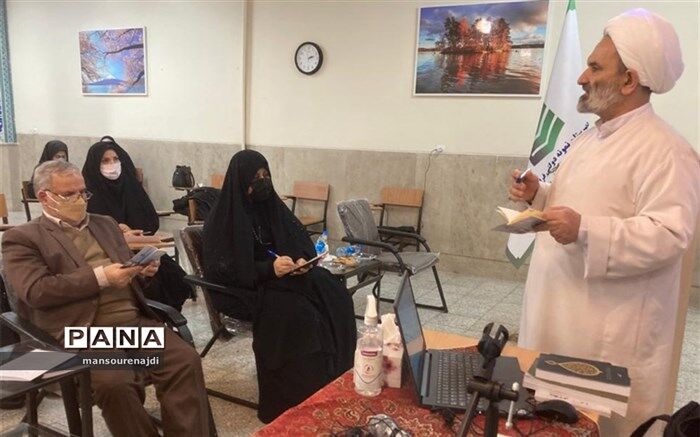 جهاد تبیین با هدف روشنگری و گفتمان‌سازی بیانیه گام دوم انقلاب است