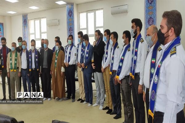 دیدار اعضای سازمان دانش‌آموزی لرستان با نماینده ولی فقیه در استان